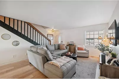 4821 W McElroy Avenue #D210, Tampa, FL 33611 - Photo 8