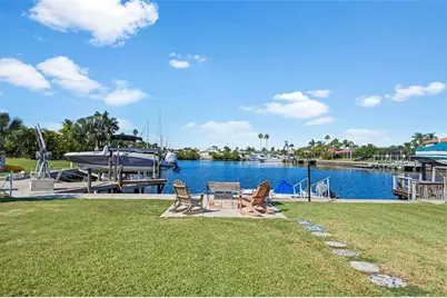 3711 Floramar Terrace, New Port Richey, FL 34652 - Photo 18