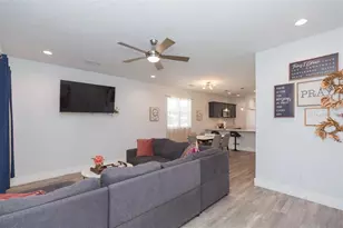 2013 E Waters Ave, Tampa, FL 33604 - Photo 4