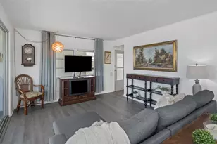 18675 US Hwy 19 N, Clearwater, FL 33764 - Photo 12