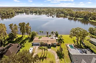 20228 County Line Rd, Lutz, FL 33558 - Photo 16