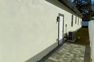 8511 N Newport Ave, Tampa, FL 33604 - Photo 8