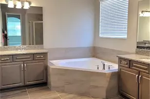 1679 Via Lago Dr, Lakeland, FL 33810 - Photo 14