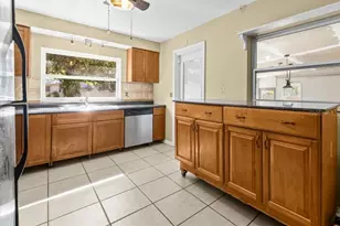 6900 9th Ave N, Saint Petersburg, FL 33710 - Photo 10