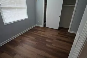 1510 E Shadowlawn Ave, Tampa, FL 33610 - Photo 2