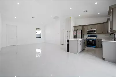 2458 NW 9th Terrace, Cape Coral, FL 33993 - Photo 4