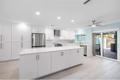 328 Boca Ciega Point Boulevard S, Saint Petersburg, FL 33708 - Photo 24