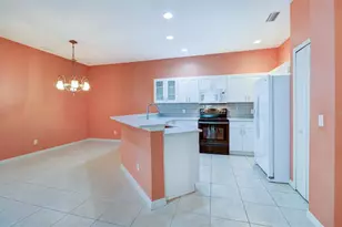 210 Mystic Falls Dr, Apollo Beach, FL 33572 - Photo 8