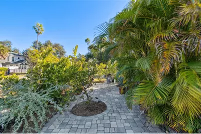 1120 17th Avenue N, Saint Petersburg, FL 33704 - Photo 40