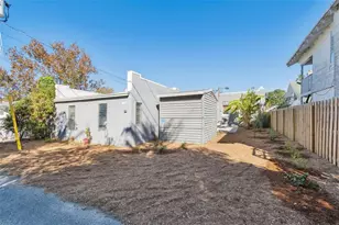 1120 17th Ave N, Saint Petersburg, FL 33704 - Photo 44