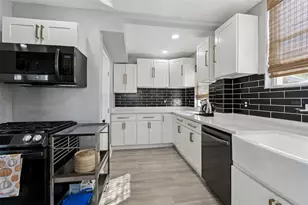 1120 17th Ave N, Saint Petersburg, FL 33704 - Photo 16