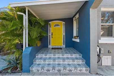 1120 17th Avenue N, Saint Petersburg, FL 33704 - Photo 1