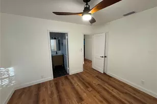 1119 Newton Ave S, Saint Petersburg, FL 33705 - Photo 10
