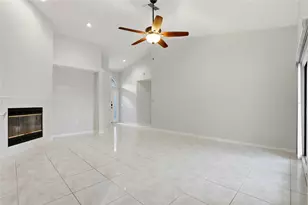 948 Lucas Ln, Oldsmar, FL 34677 - Photo 12