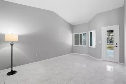 948 Lucas Lane, Oldsmar, FL 34677 - Photo 16