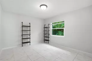 948 Lucas Ln, Oldsmar, FL 34677 - Photo 24