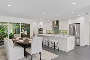 5173 Horseshoe Pl, Saint Petersburg, FL 33703 - Photo 12