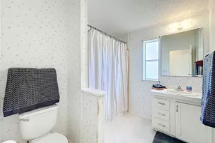 35819 S Shelley Dr, Leesburg, FL 34788 - Photo 12