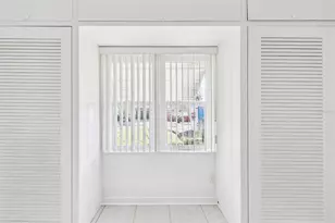 5819 27th Ave S, Gulfport, FL 33707 - Photo 16