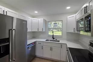 14646 15th St, Dade City, FL 33523 - Photo 1