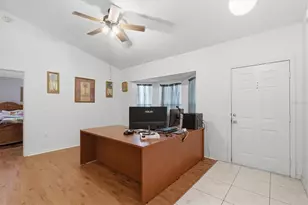 7172 Toledo Rd, Spring Hill, FL 34606 - Photo 4