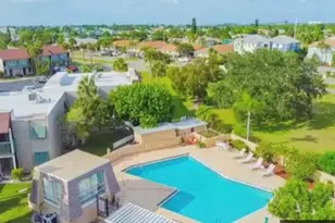 960 Apollo Beach Blvd, Apollo Beach, FL 33572 - Photo 8