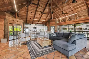 7147 La Lenaire Dr, Longboat Key, FL 34228 - Photo 4