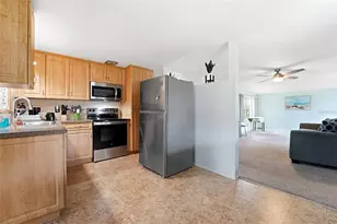 10949 105th St, Largo, FL 33773 - Photo 8
