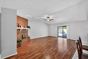 105 Lotus Cir, Safety Harbor, FL 34695 - Photo 12