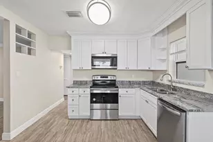 2916 22nd St N, Saint Petersburg, FL 33713 - Photo 4