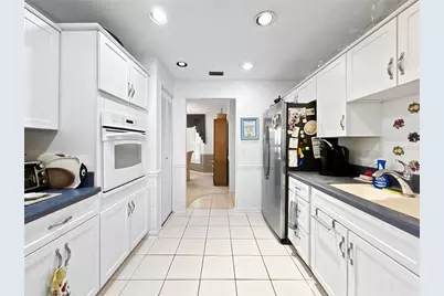 703 Ojai Avenue, Sun City Center, FL 33573 - Photo 4