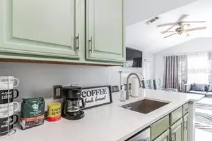 18565 Bridle Club Dr, Tampa, FL 33647 - Photo 6