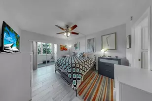 7321 Central Ave, Saint Petersburg, FL 33710 - Photo 14