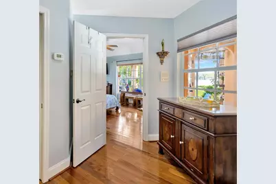 7201 Hodgewood Ct Court, Tampa, FL 33614 - Photo 10