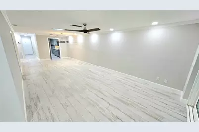 517 Boca Ciega Point Boulevard N, Saint Petersburg, FL 33708 - Photo 26