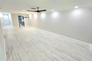 517 Boca Ciega Point Blvd N, Saint Petersburg, FL 33708 - Photo 26