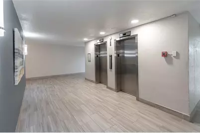 500 Treasure Island Causeway #406, Treasure Island, FL 33706 - Photo 8