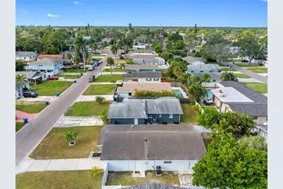 1861 Shore Acres Boulevard NE, Saint Petersburg, FL 33703 - Photo 44