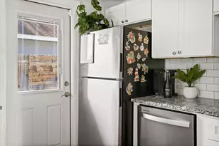 1018 55th Ave N, Saint Petersburg, FL 33703 - Photo 14