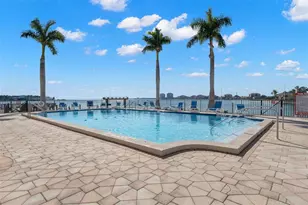 5220 Brittany Dr S, Saint Petersburg, FL 33715 - Photo 4