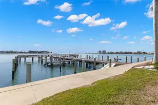 5220 Brittany Dr S, Saint Petersburg, FL 33715 - Photo 36