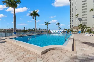 5220 Brittany Dr S, Saint Petersburg, FL 33715 - Photo 38