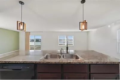 7811 Davie Ray Drive, Zephyrhills, FL 33540 - Photo 6