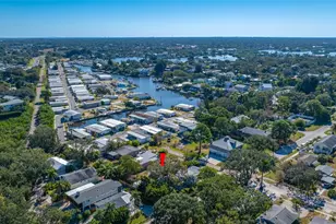 314 Maryland Ave, Crystal Beach, FL 34681 - Photo 28