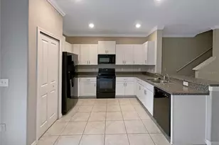 1526 Cassius St, Lutz, FL 33549 - Photo 12