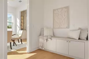 921 12th St N, Saint Petersburg, FL 33705 - Photo 40