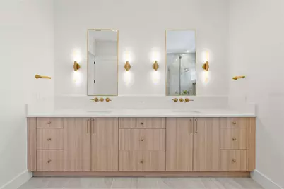 921 12th Street N, Saint Petersburg, FL 33705 - Photo 30