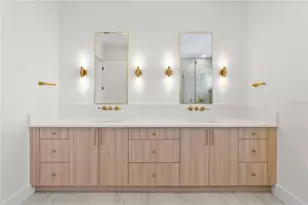 921 12th St N, Saint Petersburg, FL 33705 - Photo 30