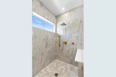 921 12th Street N, Saint Petersburg, FL 33705 - Photo 34