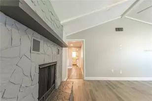 2021 Valley Dr, Dunedin, FL 34698 - Photo 20